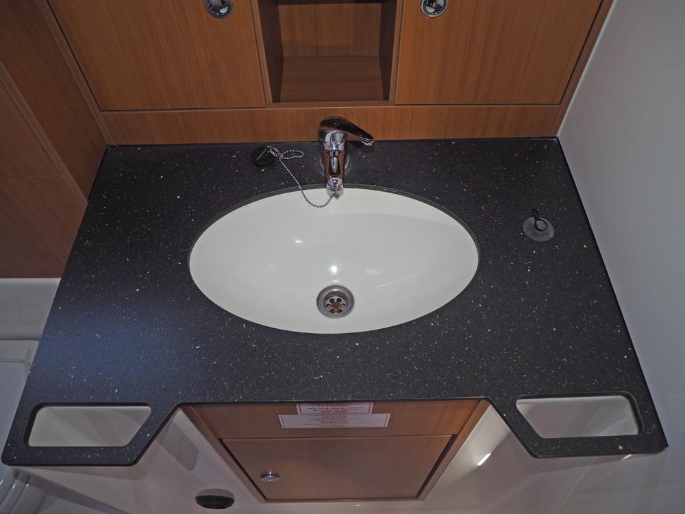 Salon, H&eacute;bergements